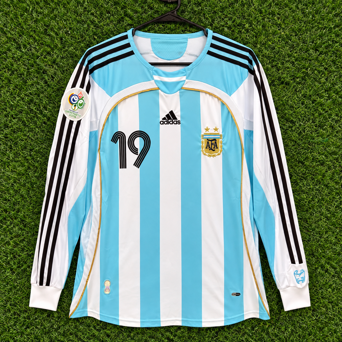 NEW 2006 WC Argentina #19 Messi (Home) Retro-Slim Fit