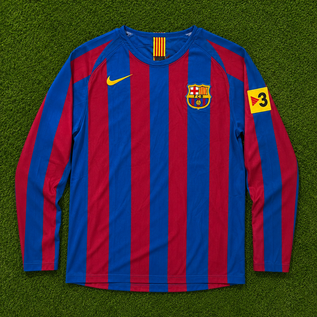 2005 FC Barcelona #10 Ronaldinho (Home) Retro- Slim Fit